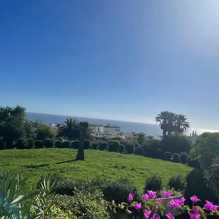 Apartment Sea View In